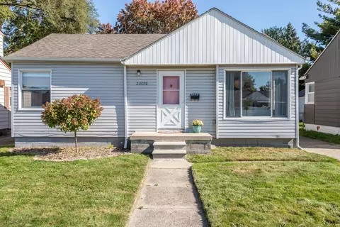 26098 Palmer Blvd, Madison Heights, MI 48071