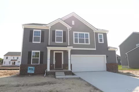 54660 Mockingbird Dr, Chesterfield, MI 48047
