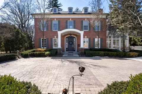 550 Shirley Rd, Birmingham, MI 48009