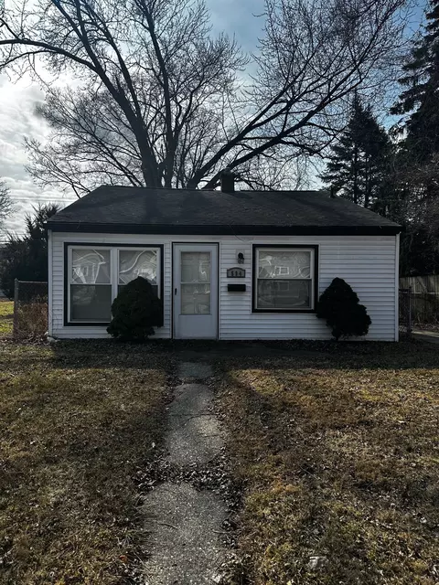 594 E Barrett Ave, Madison Heights, MI 48071
