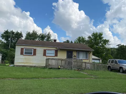 2737 Woodruff Ln, Ypsilanti, MI 48198