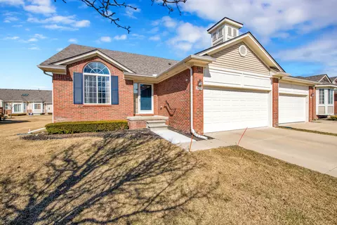 26117 Joanne Smith Ln, Chesterfield, MI 48051