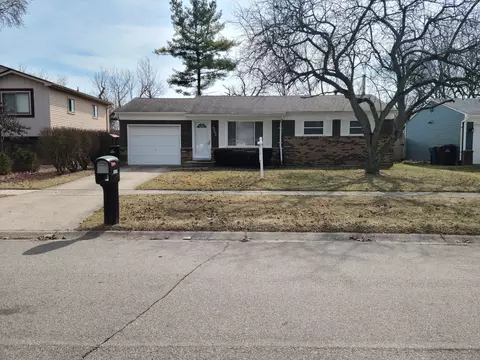 9242 Panama Ave, Superior, MI 48198