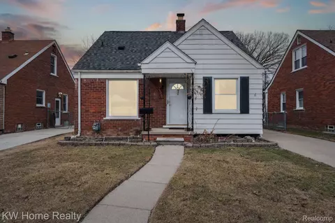 24360 Ross St, Dearborn, MI 48124