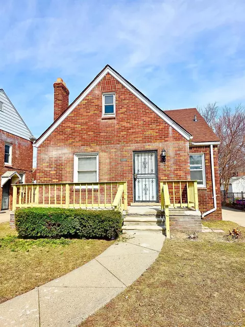 15295 Young St, Detroit, MI 48205