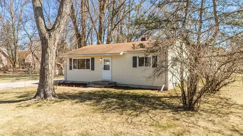 440 N Jefferson St, Mason, MI 48854