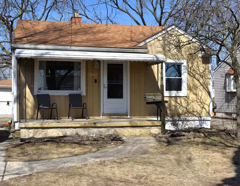 13800 Oakdale St, Southgate, MI 48195