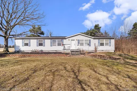 10308 Wilson Rd, Montrose, MI 48457