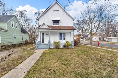 403 14th St, Port Huron, MI 48060