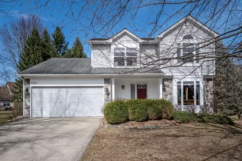 7265 Willow Oak Dr, West Bloomfield, MI 48324