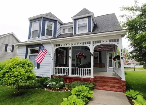 118 S Mckinley Rd, Flushing, MI 48433