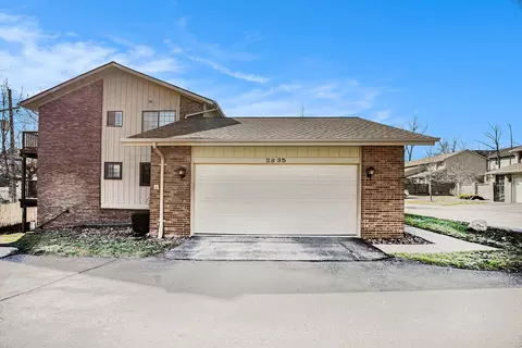 2835 Trailwood Dr #48, Rochester Hills, MI 48309