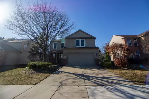 239 Biltmore Dr, Troy, MI 48084