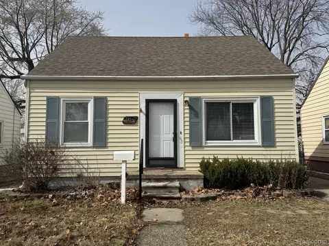 24551 Valley Ave, Eastpointe, MI 48021