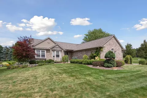 8927 Giovanni Ct, Howell, MI 48855