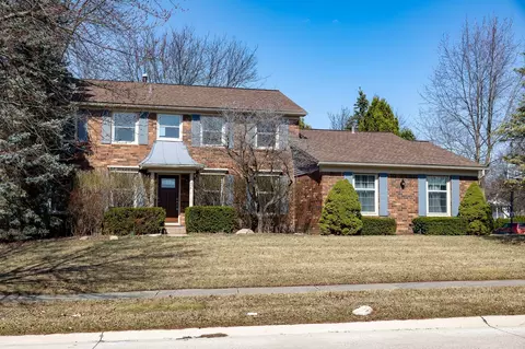 930 Bridge Park Dr, Troy, MI 48098