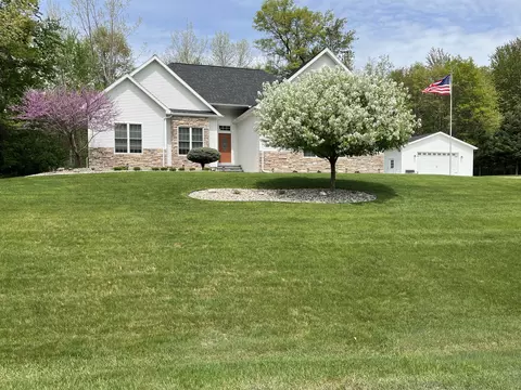 1505 E Riverchase, Homer, MI 48640