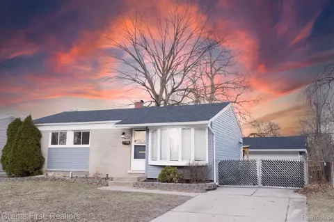 1435 S Hubbard St, Westland, MI 48186