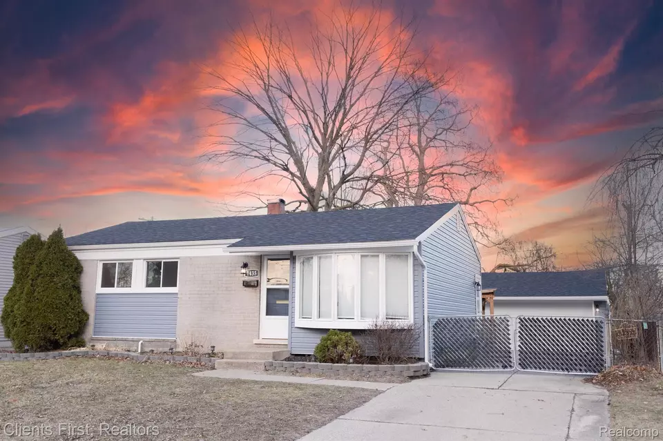  1435 S Hubbard St, Westland, MI 48186 photo 1