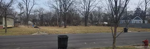 8434 Asbury Park, Detroit, MI 48228