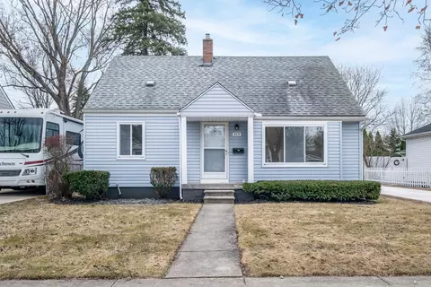 315 S Bywood Ave, Clawson, MI 48017