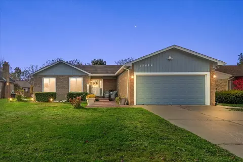 40217 Langton Dr, Sterling Heights, MI 48310