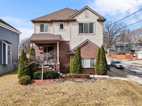 2279 Oakshire Ave, Berkley, MI 48072
