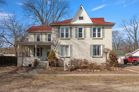12725 Crane St, Carleton, MI 48117