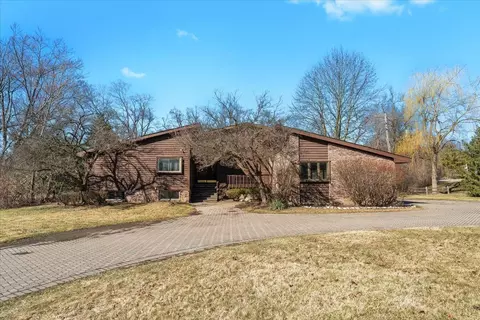25839 Farmington Rd, Farmington Hills, MI 48336