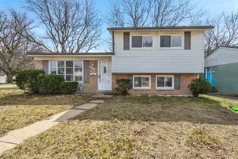 23403 Haig St, Taylor, MI 48180