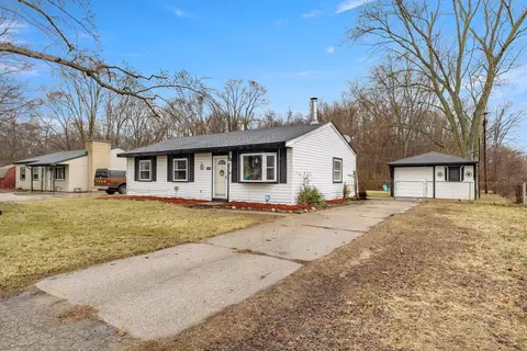 14137 Conover, Romulus, MI 48174