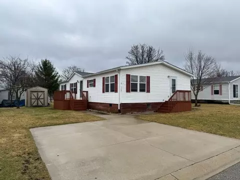 3685 Chestnut Ln, Dryden, MI 48428