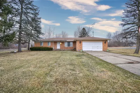4048 W Carpenter Rd, Mount Morris, MI 48504