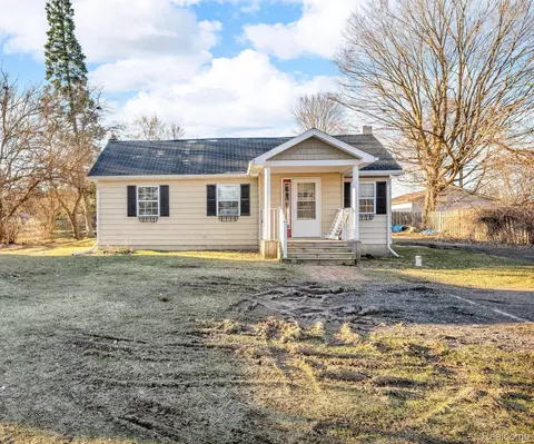 8396 E Richfield Rd, Richfield, MI 48423