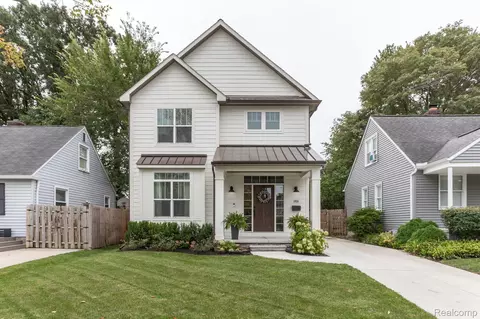 1950 Holland St, Birmingham, MI 48009