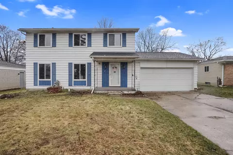 5132 Wishing Well Dr, Grand Blanc, MI 48439