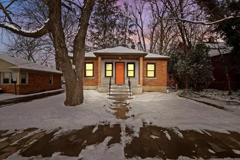 404 La Plaza Crt Ct, Royal Oak, MI 48073