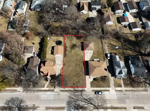 00 Shakepeare, Eastpointe, MI 48021