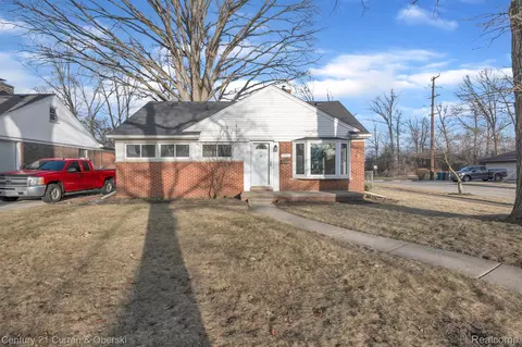 1510 Culver Ave, Dearborn, MI 48124