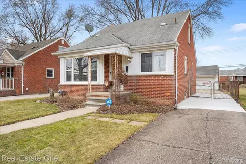 11323 Fenton, Redford, MI 48239