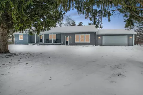 9027 N Elms Rd, Clio, MI 48420