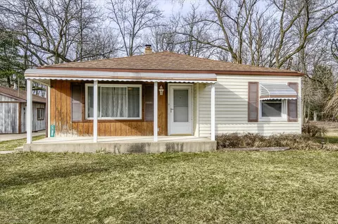 4052 Cook Rd, Mundy, MI 48473