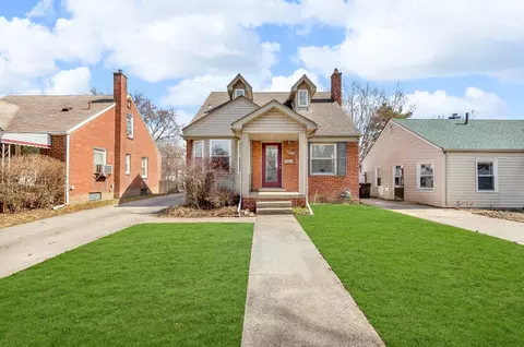 8001 Jackson St, Taylor, MI 48180