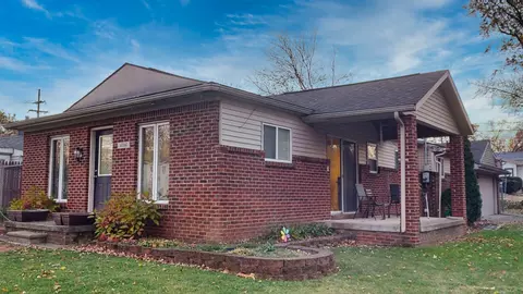 4160 Forbush Ave, West Bloomfield, MI 48323