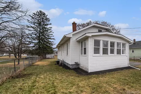 845 Brentwood Rd, Blackman, MI 49202
