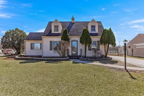 201 Monroe St, Carleton, MI 48117