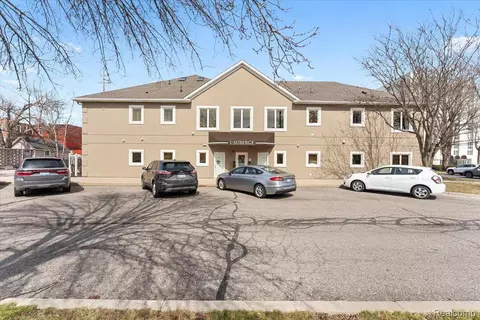 104 Saint Joseph St, Trenton, MI 48183
