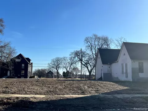 2134 Cadillac Blvd, Detroit, MI 48214