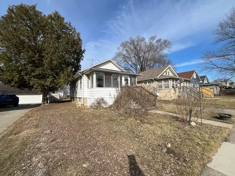 48 Sheridan St, Mount Clemens, MI 48043