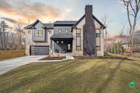 2125 Benstein Rd, Commerce, MI 48390